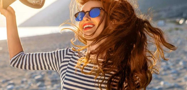 Cura dei capelli in estate: i consigli per proteggerli dai danni del sole
