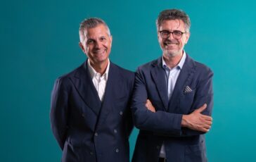 Dal banco alla rete: come 40 anni di esperienza trasformano l’industria digitale