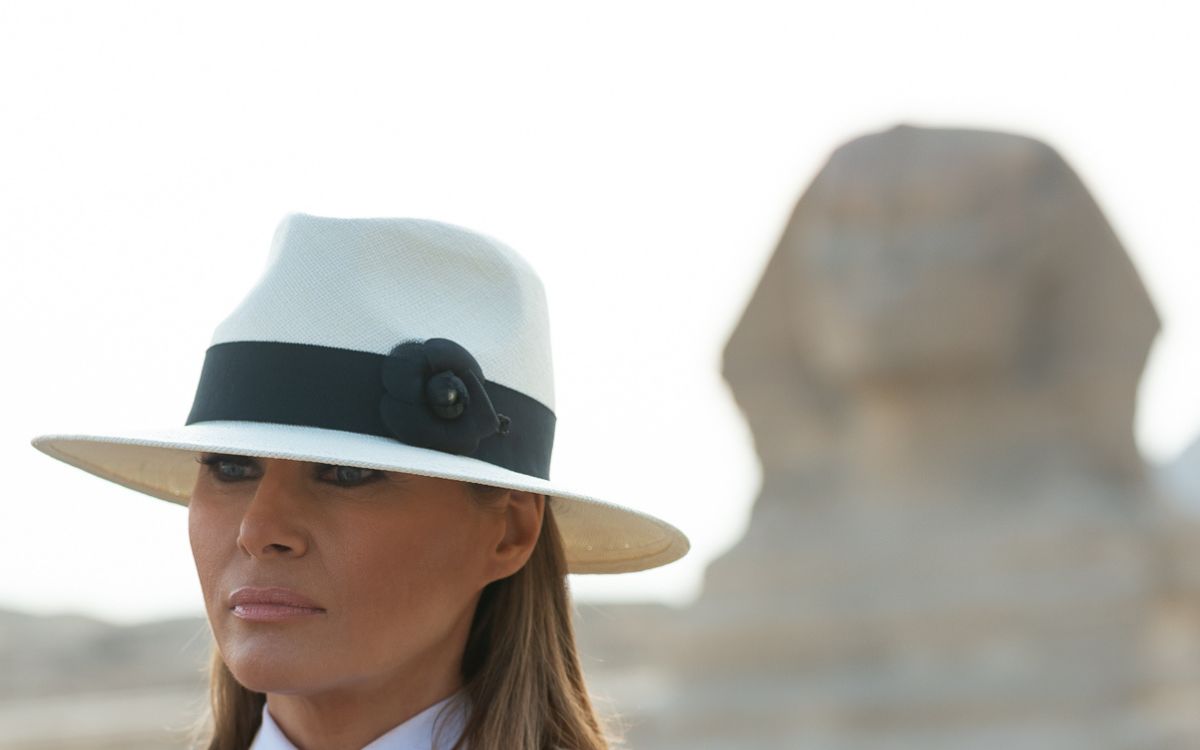 La moglie di Erdogan invia una lettera a Melania Trump: "Scriva a Netanyahu come ha fatto con Putin"