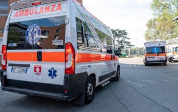 Napoli incidente stradale morto