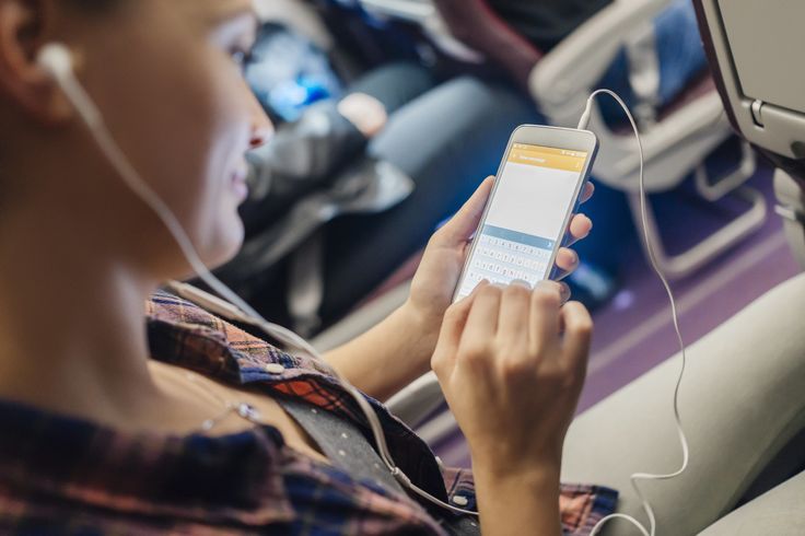 Adattatore universale: i consigli per viaggiare serenamente