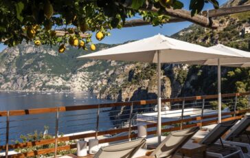 L’hotel sulla Costiera Amalfitana che unisce relax, cucina e panorami mozzafiato