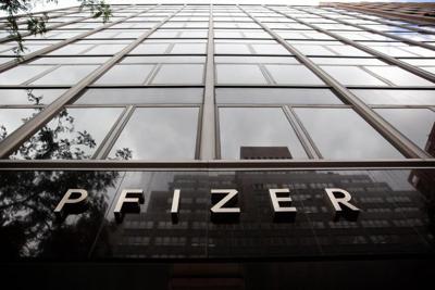 Vaccini: Pfizer a Trump, 'trasparenti su anti-Covid, dati in oltre 600 studi'