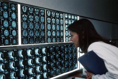 Radiologi Sirm: "Attenzione a medicina difensiva ed esami inappropriati"