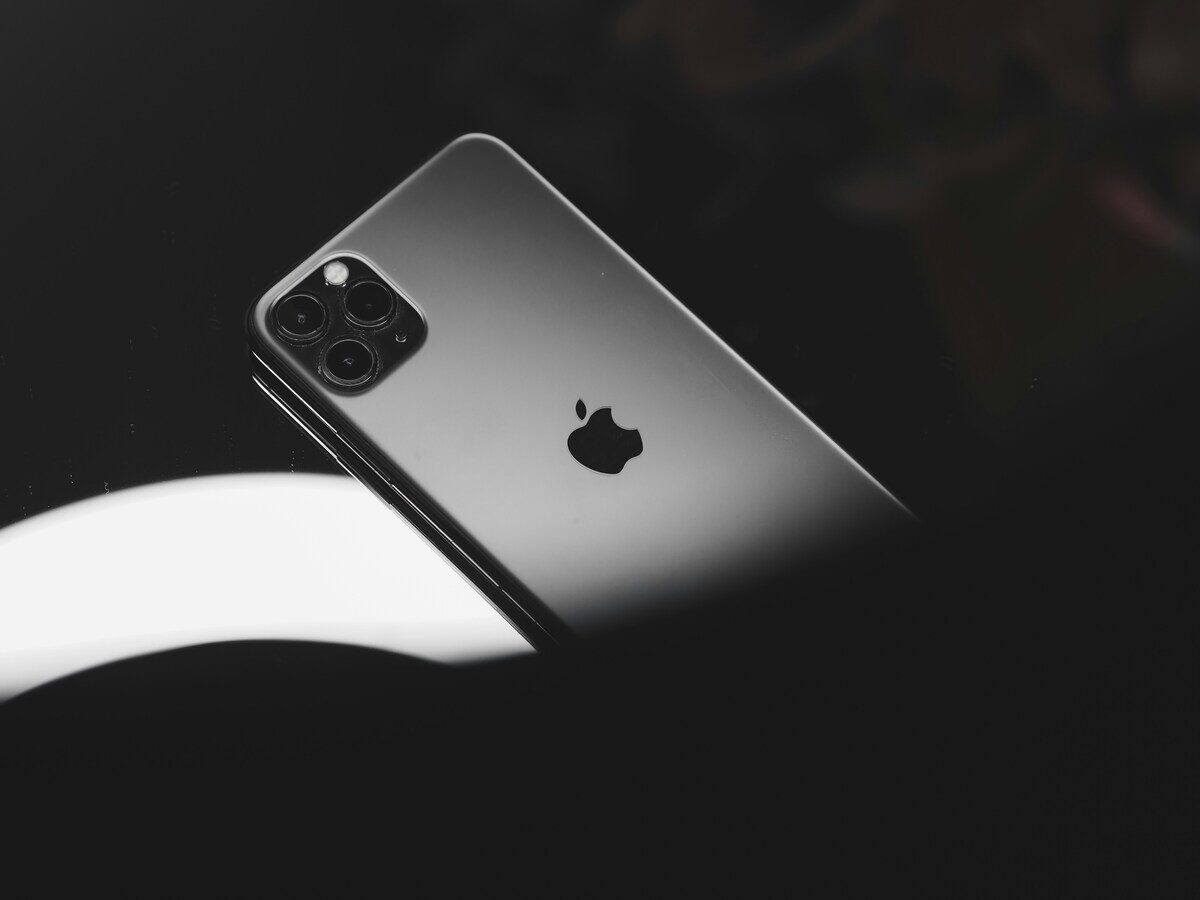 iPhone pieghevole in arrivo? Ecco la possibile data di uscita