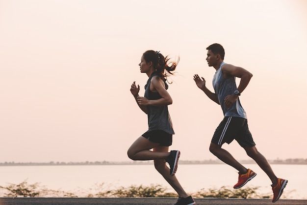 Camminata: come mantenersi attivi e preservare la forma