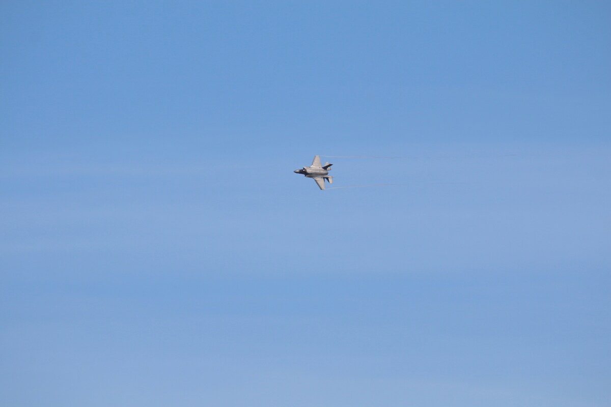 Aereo militare israeliano a Sigonella, il chiarimento della Difesa: "Atterraggio tecnico"