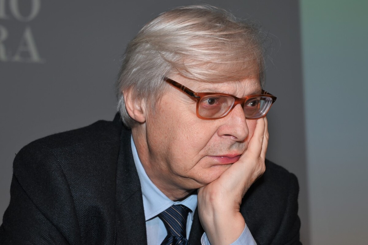 Sgarbi risponde alle accuse della figlia Evelina. Alba: "Papà sta bene"