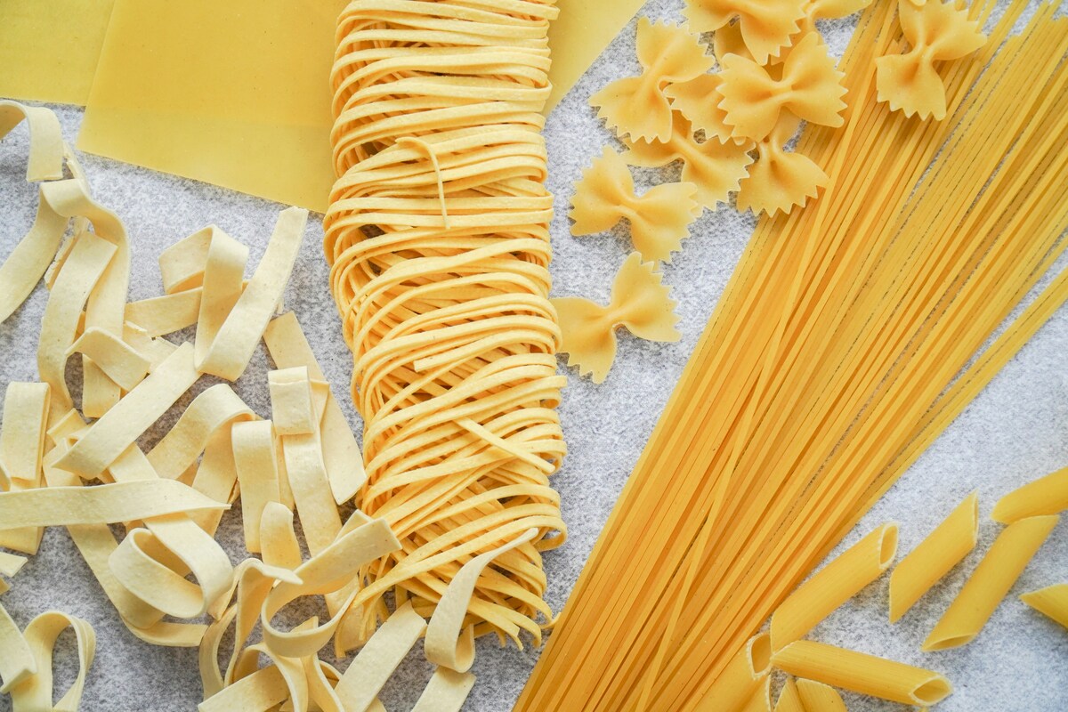 Pasta ritirata dai supermercati per possibile presenza di corpi estranei: la marca e i lotti interessati