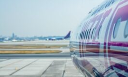 Aereo WizzAir in atterraggio d'emergenza per fumo
