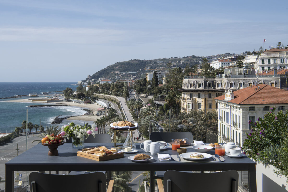 ep sanremo suite con terrazza 2 scaled e1759914587669