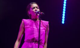 elodie bacio cantante