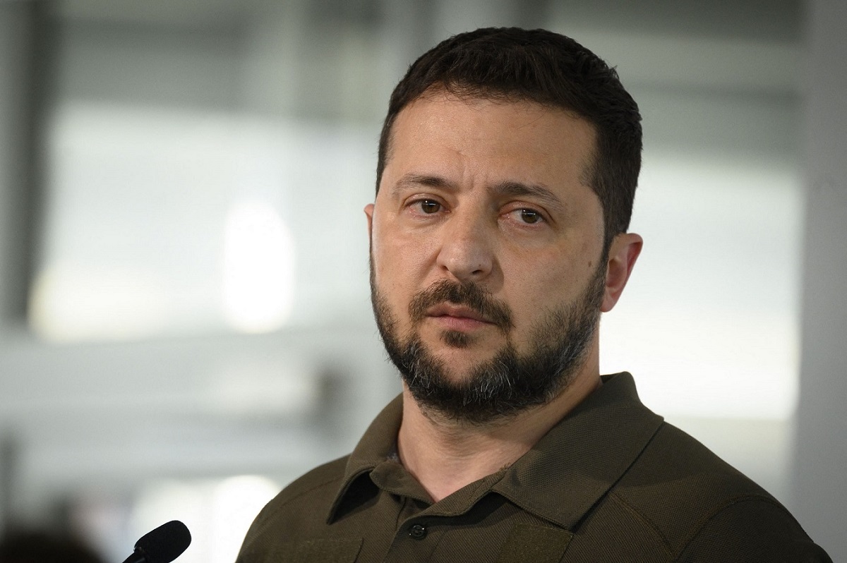Zelensky e una possibile resa? Kiev valuta una pausa nelle ostilità sul fronte