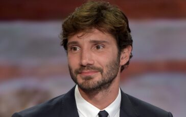 Stefano De Martino: frecciatina a Pier Silvio Berlusconi
