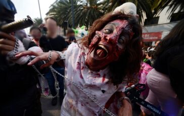 Halloween Napoli prodotti contraffatti