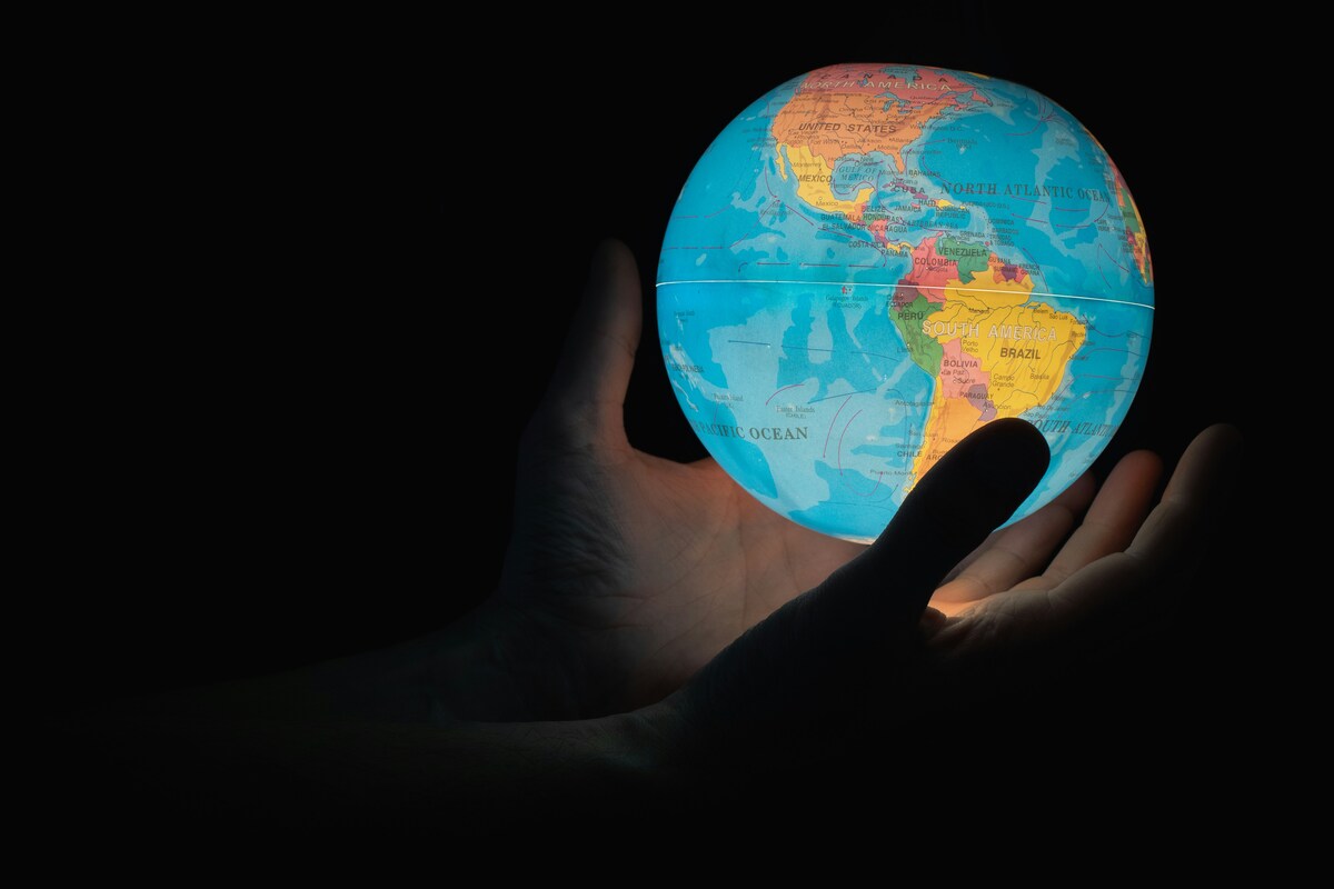 "La fine del mondo è vicina", cosa succederà nel 2025? L'inquietante profezia di Nostradamus