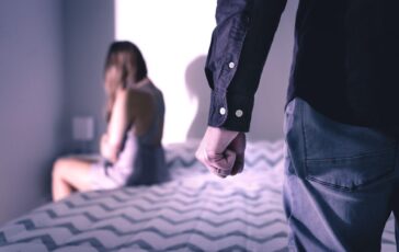 violenza donne kit rileva droga drink