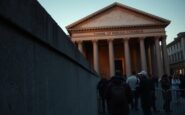 incidente tragico al pantheon un turista giapponese di 70 anni perdona la vita 1761372627