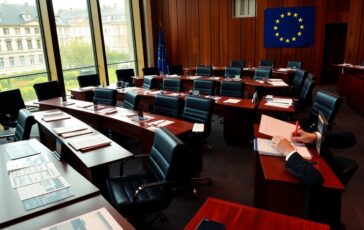 indagine della commissione europea su presunti casi di spionaggio ungherese 1761167925 364x230