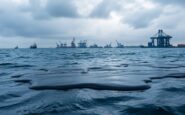 attacco ucraino al terminal di tuapse causa fuga di petrolio nel mar nero 1762254154