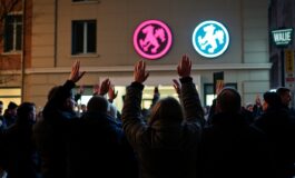 cori fascisti a parma polemiche sulla sede dei fratelli ditalia 1762025987 265x160