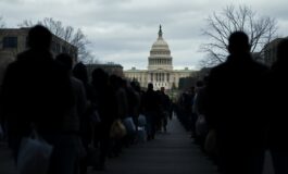 giudici di reagan contro trump effetti dello shutdown sugli aiuti alimentari 1763235418 265x160