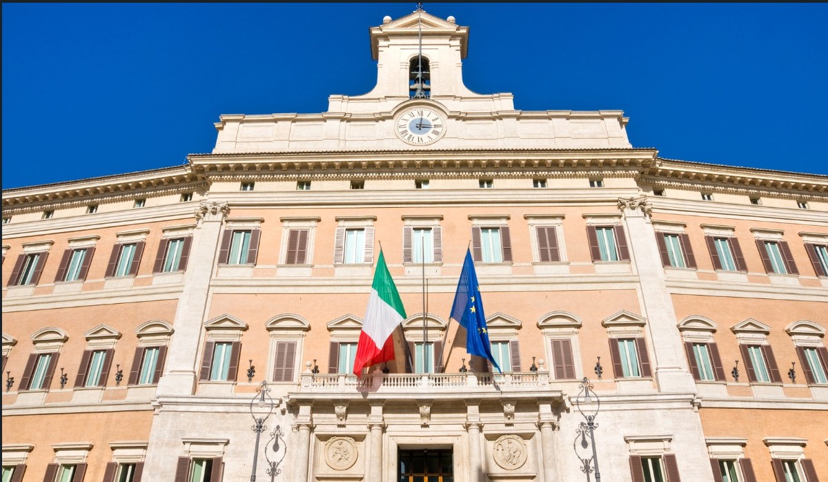Starflag Bandiere: vendita di bandiere dal 1957