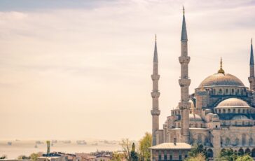 5 cliniche più apprezzate per trattamenti di ricrescita e rinfoltimento