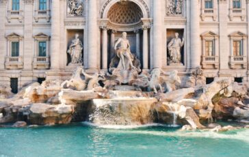 fontana trevi a pagamento