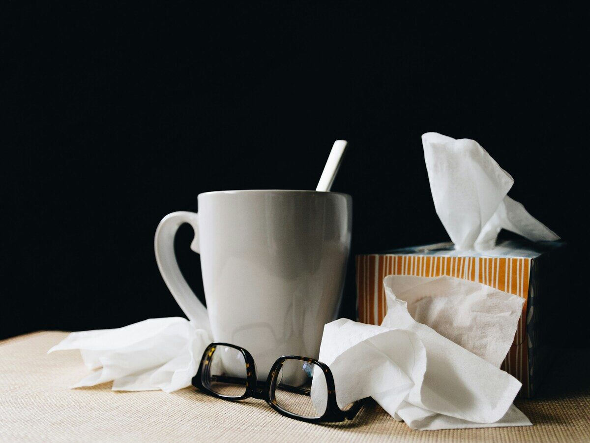 Natale 2025 e influenza stagionale: consigli utili su come difendersi in vista delle vacanza