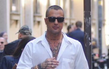 Corona Maria De Filippi