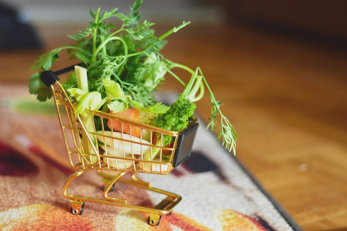 Supermercati aperti 7-8 dicembre 2025 (Sant'Ambrogio e Immacolata): ecco l'elenco completo