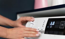 Tessuti e cicli di lavaggio: come scegliere l’abbinamento giusto