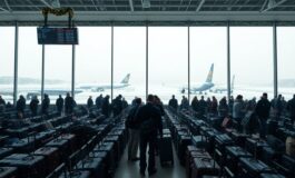 tempesta di neve a new york voli cancellati e disagi durante le feste natalizie 1766844761 265x160