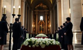 funerali di valentino garavani un addio illuminato dalle stelle della moda 1769168827 265x160