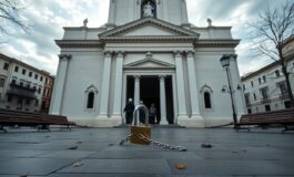furti al duomo di carrara chiusura della chiesa e conseguenze 1767891894 265x160