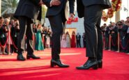 hudson williams e connor storrie brillano sul red carpet dei golden globes 2026 1768205095