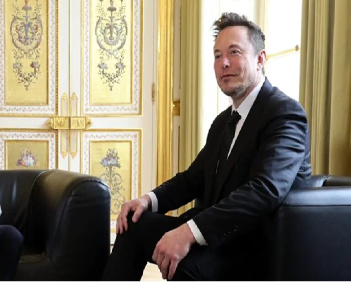 Elon Musk e la sua AI accusati di diffondere immagini false della ex compagna