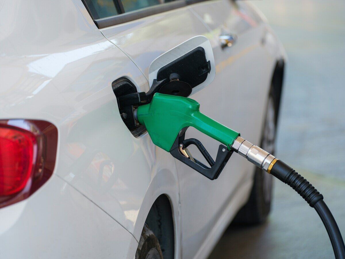 Carburante, pedaggi autostradali, sigarette e assicurazione: ecco tutti gli aumenti del 2026