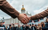 moskva confermata condanna a quattro anni per adolescente che ha affisso poster anti kremlin 1769097417