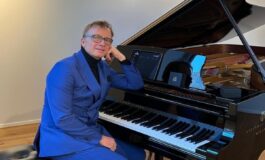 Dalla melodia al design: note e armonie diventano arte da indossare