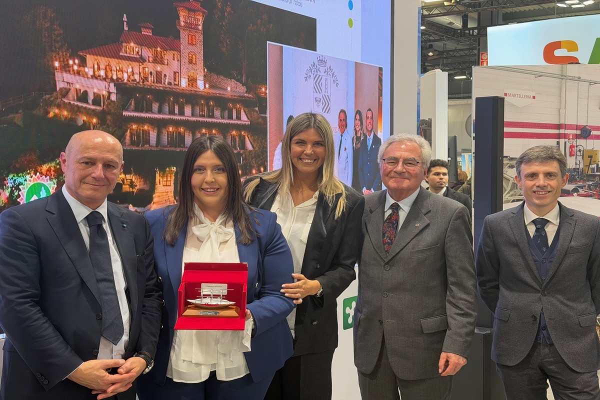 https://static.adhubmedia.com/notizie_it/wp-content/uploads/2026/02/alla-bit-2026-un-riconoscimento-che-parla-di-territorio-premiate-elisabetta-e-arianna-guffanti.jpeg