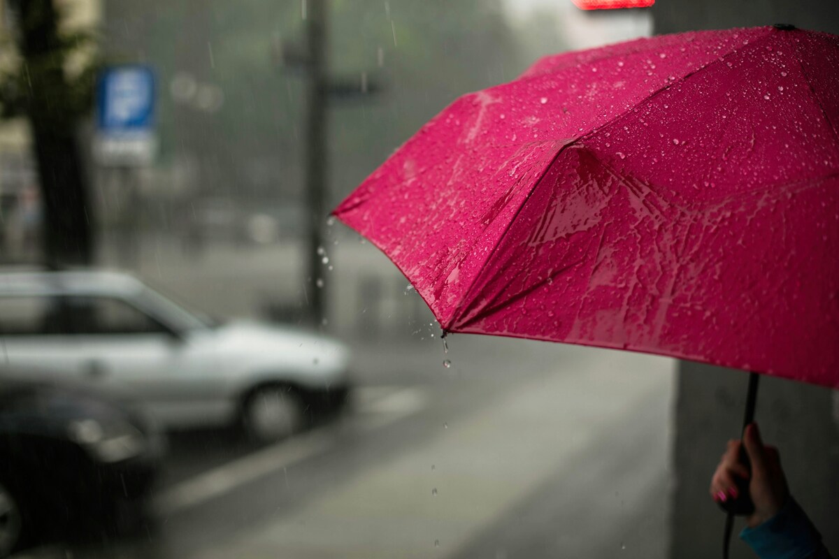 Maltempo, allerta meteo gialla prorogata in Campania: le zone interessate