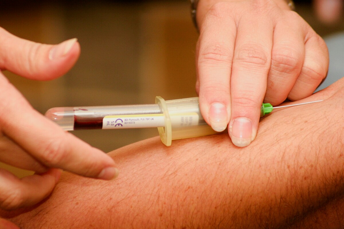 Una malattia molto insidiosa si può prevedere con un esame del sangue: i dettagli