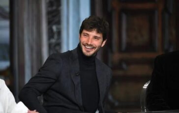 de martino affari tuoi