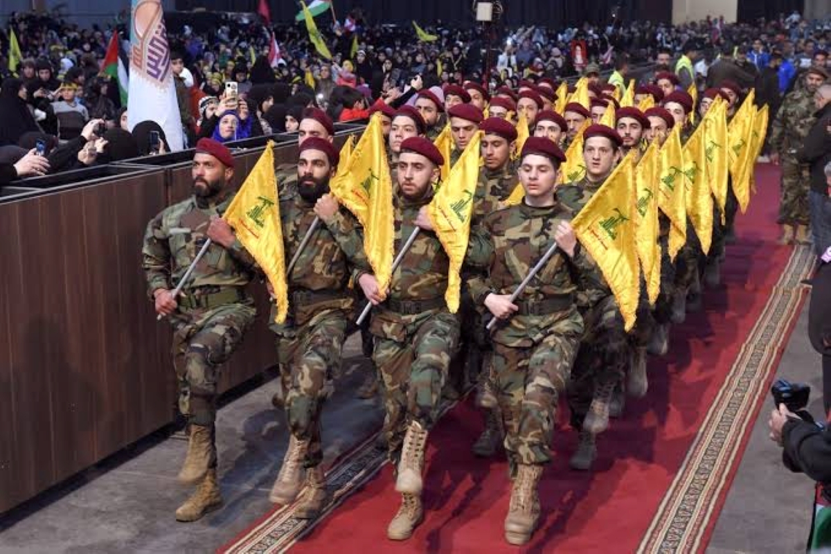 La maschera civile di Hezbollah, come un’organizzazione mafiosa il gruppo terroristico sfrutta e ricatta i libanesi promettendo aiuti e protezioni
