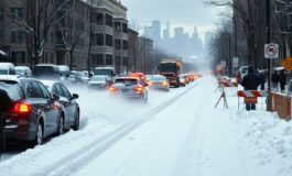 tempesta di neve colpisce la costa orientale voli cancellati e divieto di circolazione a new york 1771841815 265x160