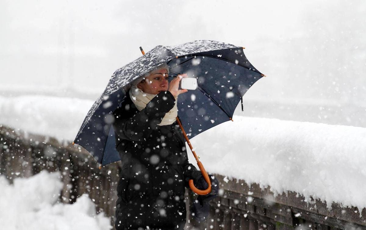 Allerta meteo Italia: nuova ondata di pioggia, neve e vento prima di Pasqua