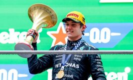 Antonelli torna in Italia e ringrazia Sinner e Tomba Sorpreso dalla dedica di Jannik Alberto e leggenda 265x160