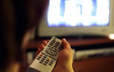 Ascolti tv 23 marzo Scherzi a Parte vince la prima serata con il 225 364x230